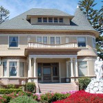 Rutherglen Terrace: 544 West Cliff Drive.