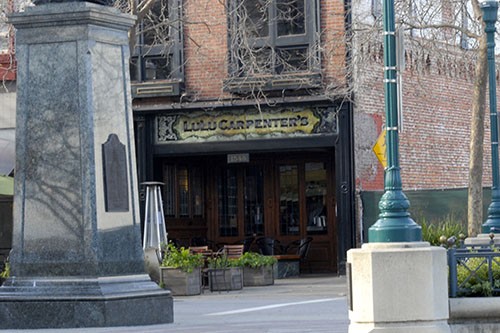 Lulu Carpenters is the last surviving building from the mid-19th century. Photo © Linda Rosewood.