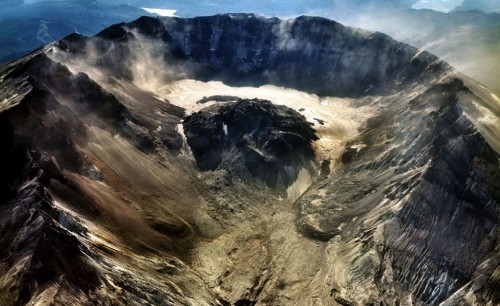 Crater Glacier in October, 2000, prior to the 2004-2008 eruptive cycle. Photo courtesy USGS.