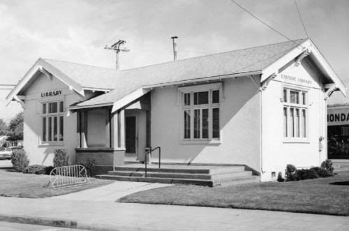 The City of Santa Cruz Eastside Library circa 1960. Photo courtesy of the City of Santa Cruz.