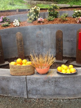 Food offereings at the Chinese Memorial. Photo: Sangye Hawke